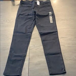 NWT AMERICAN EAGLE HI-RISE JEGGING